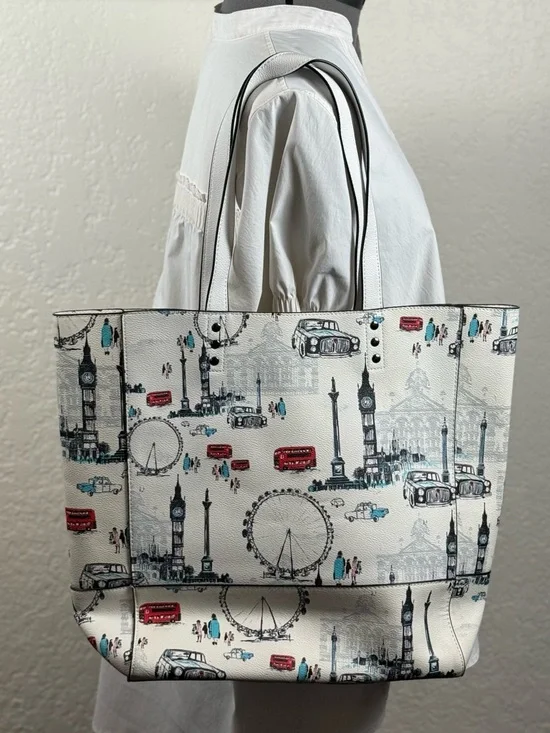 Harrods White London Print Large Tote Bag NWOT - Picture 5 of 6